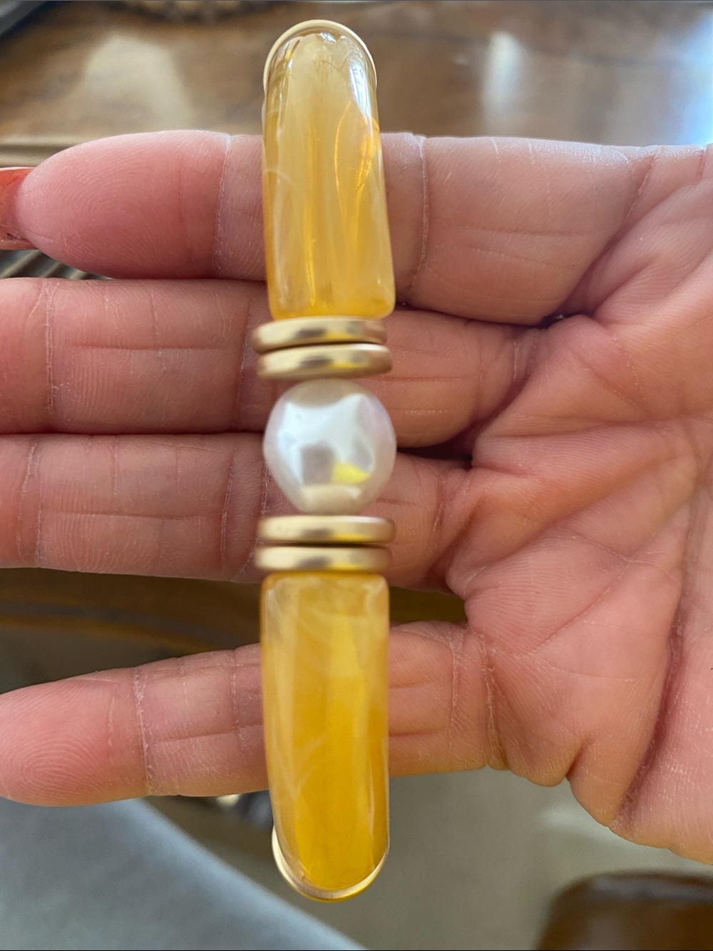 yellow & gold bracelet - Picture 3 of 3